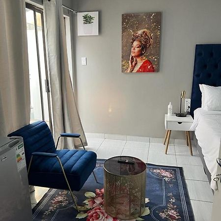 Willow Guest House Боксбург Екстериор снимка