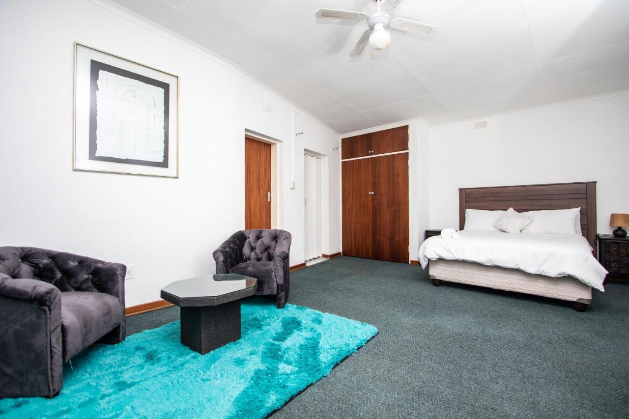 Willow Guest House Боксбург Екстериор снимка