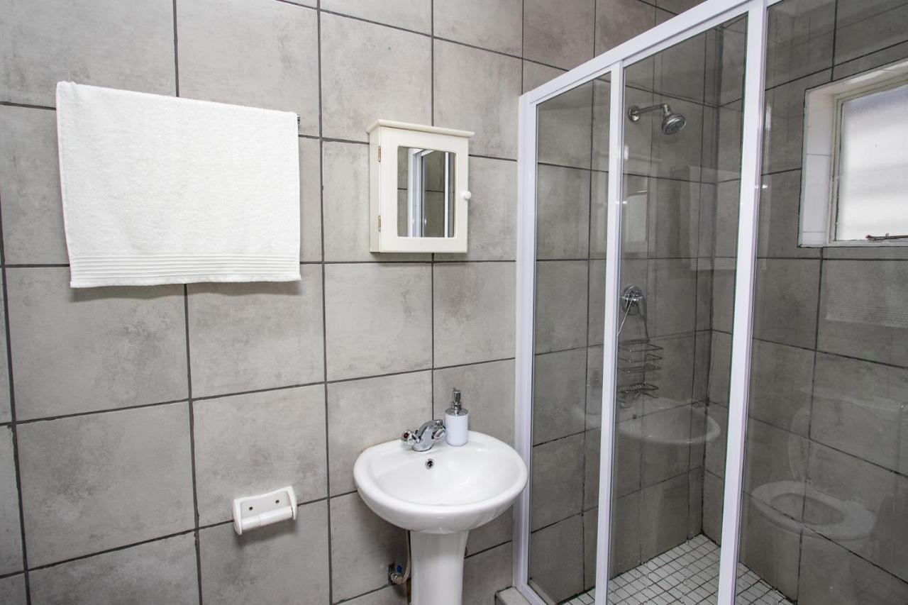 Willow Guest House Боксбург Екстериор снимка