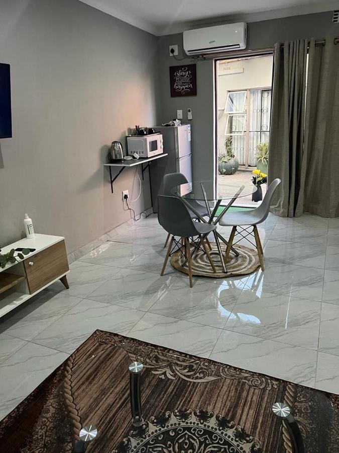 Willow Guest House Боксбург Екстериор снимка