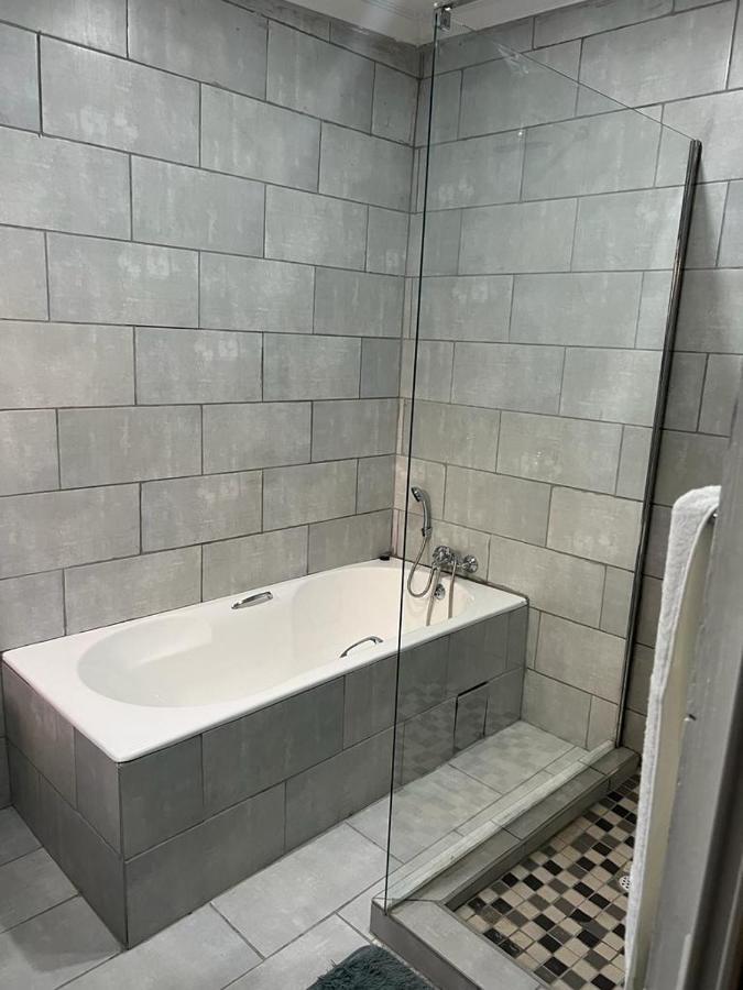 Willow Guest House Боксбург Екстериор снимка