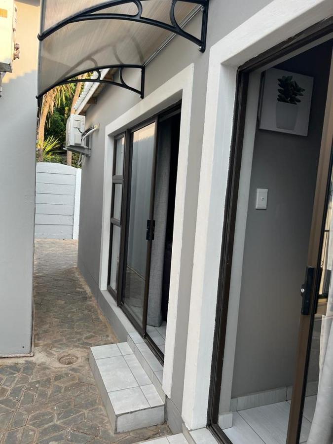 Willow Guest House Боксбург Екстериор снимка