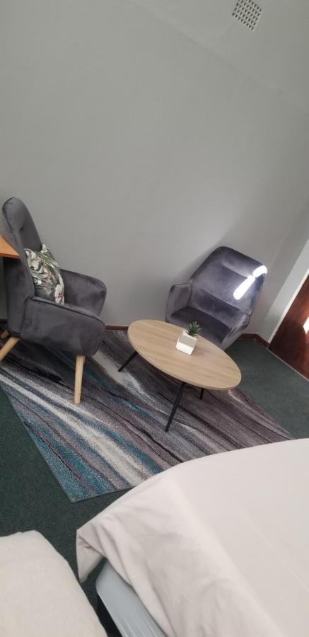 Willow Guest House Боксбург Екстериор снимка