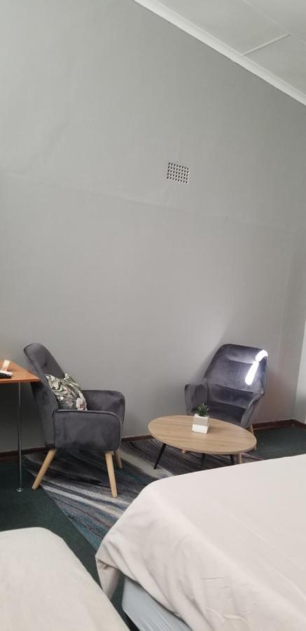 Willow Guest House Боксбург Екстериор снимка